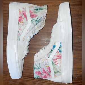 New Vans Sk8-Hi White Floral